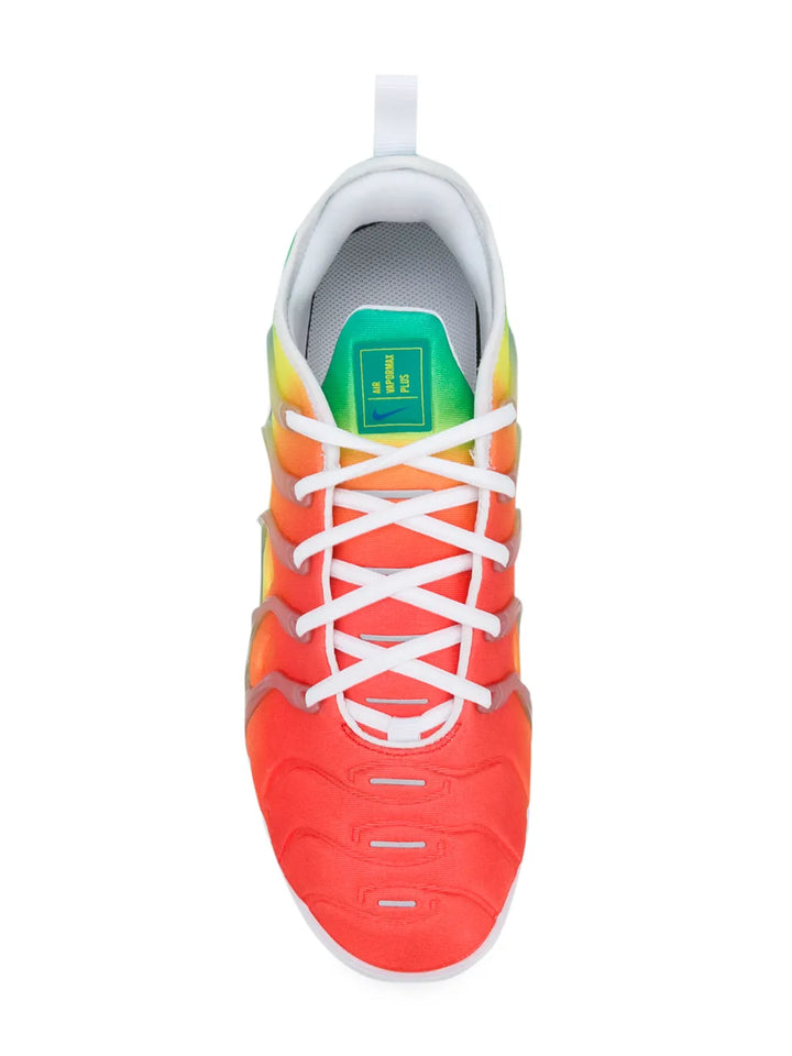 Air Vapormax Plus Sneakers