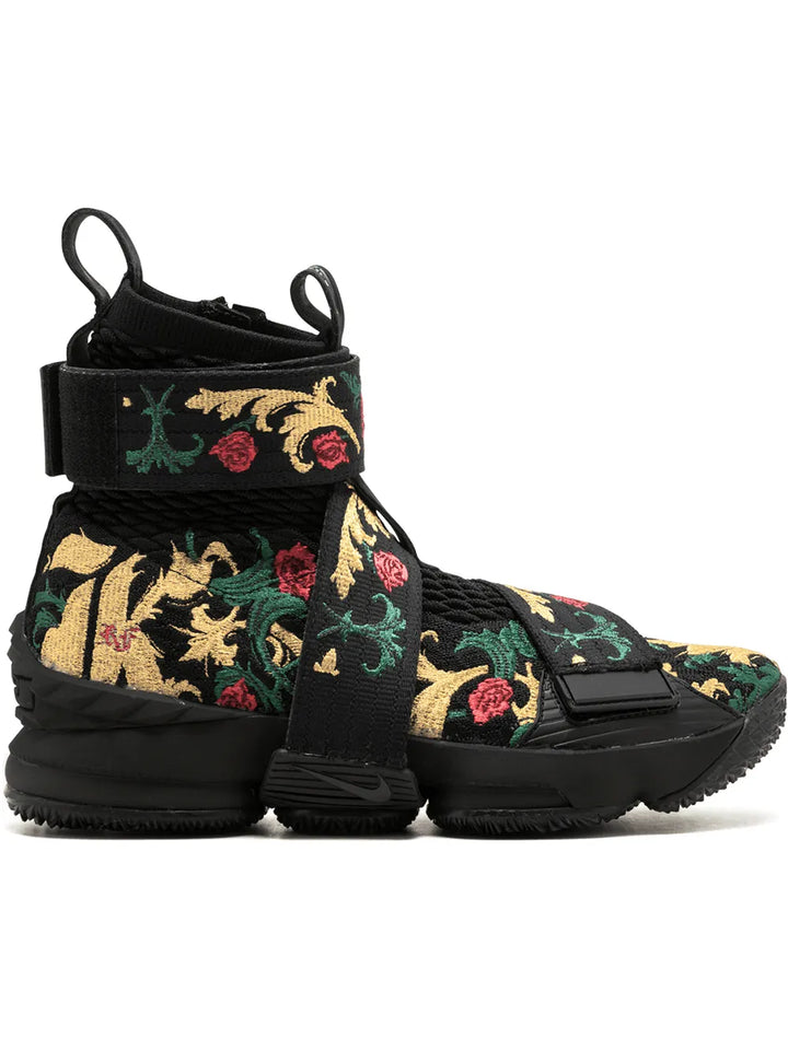 Lebron 15 Lif Sneakers