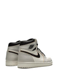 Air Jordan 1 Sb Retro High Og Nyc To Paris Sneakers