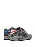 Air Max Lunar90 Sp  oon Landing Sneakers