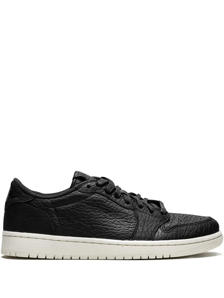 Air Jordan 1 Retro Low Sneakers