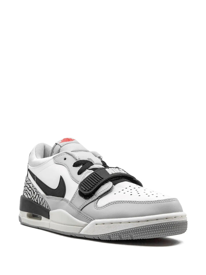 Air Jordan Legacy 312 Low Sneakers