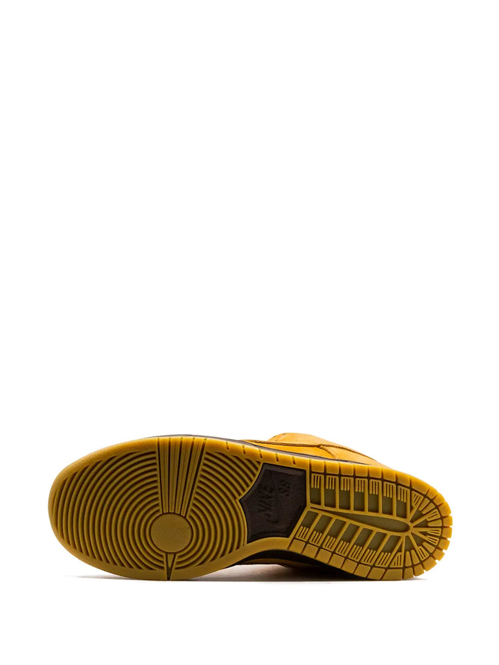 Dunk Low Pro Wheat Mocha Sneakers