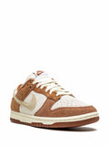 Dunk Low Prm Medium Curry Sneakers