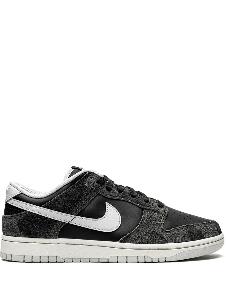 Dunk Low Retro Animal Pack - Zebra Sneakers
