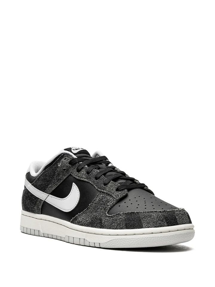 Dunk Low Retro Animal Pack - Zebra Sneakers