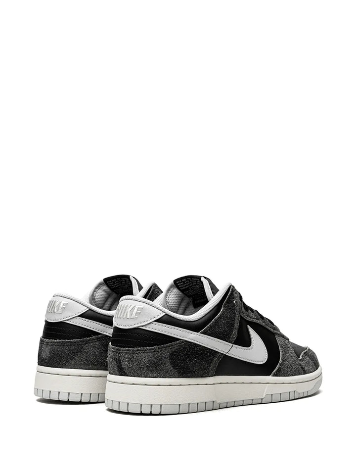 Dunk Low Retro Animal Pack - Zebra Sneakers