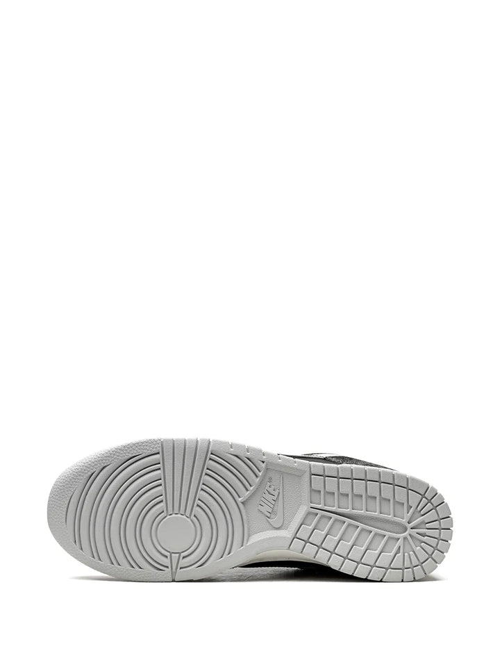 Dunk Low Retro Animal Pack - Zebra Sneakers