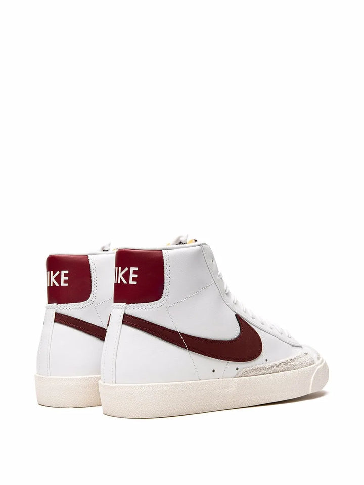 Blazer Mid 77 Sneakers