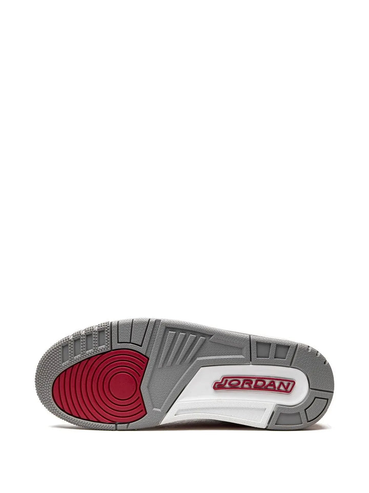Air Jordan 3 Cardinal Sneakers