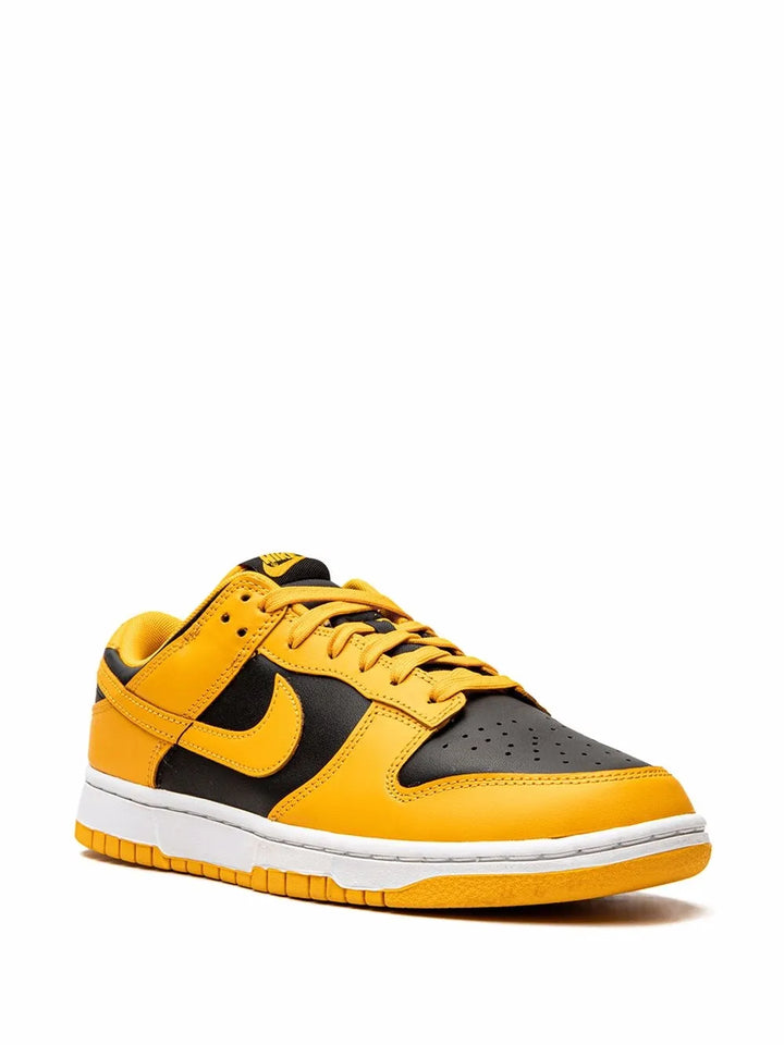 Dunk Low Goldenrod Sneakers