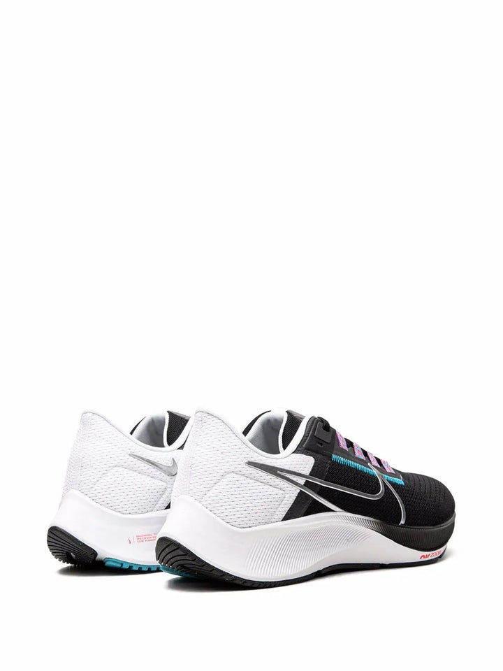 Air Zoom Pegasus 38 Sneakers