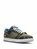 Dunk Low Siempre Familia Sneakers