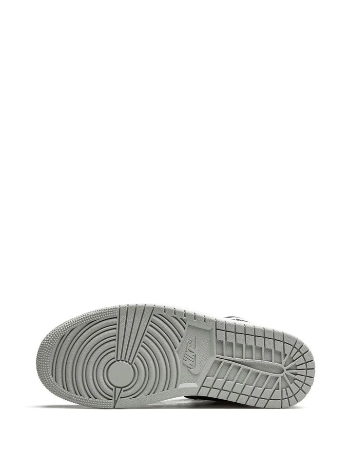 Air Jordan 1 Retro High Stage Haze Sneakers