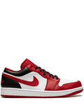 Jordan 1 Low Bulls Sneakers