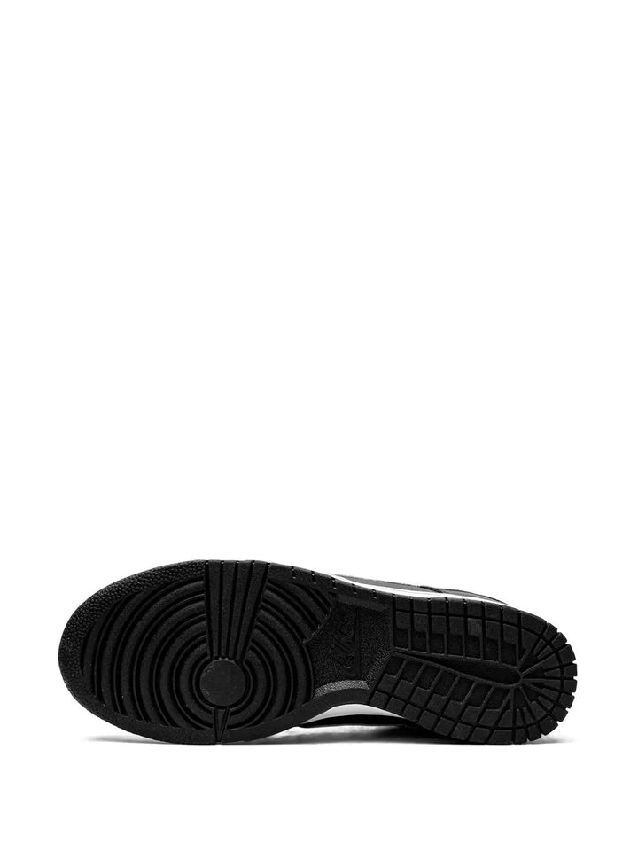Dunk Low Retro Black Panda Sneakers