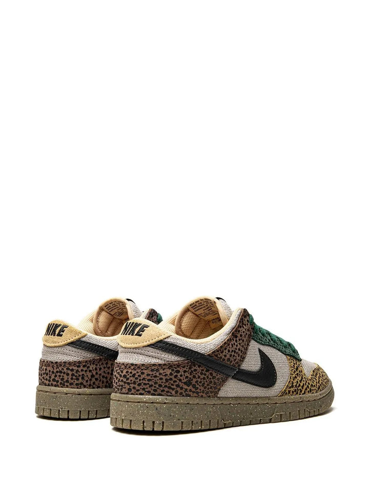 Dunk Low Safari Golden Moss Sneakers