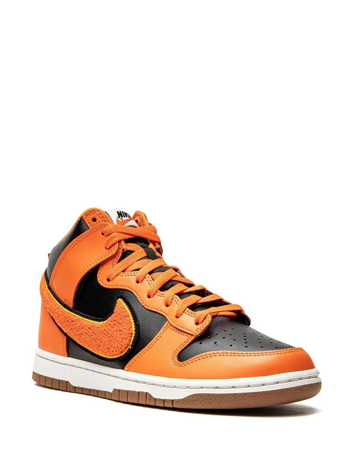 Dunk High Chenille - Safety Orange Sneakers