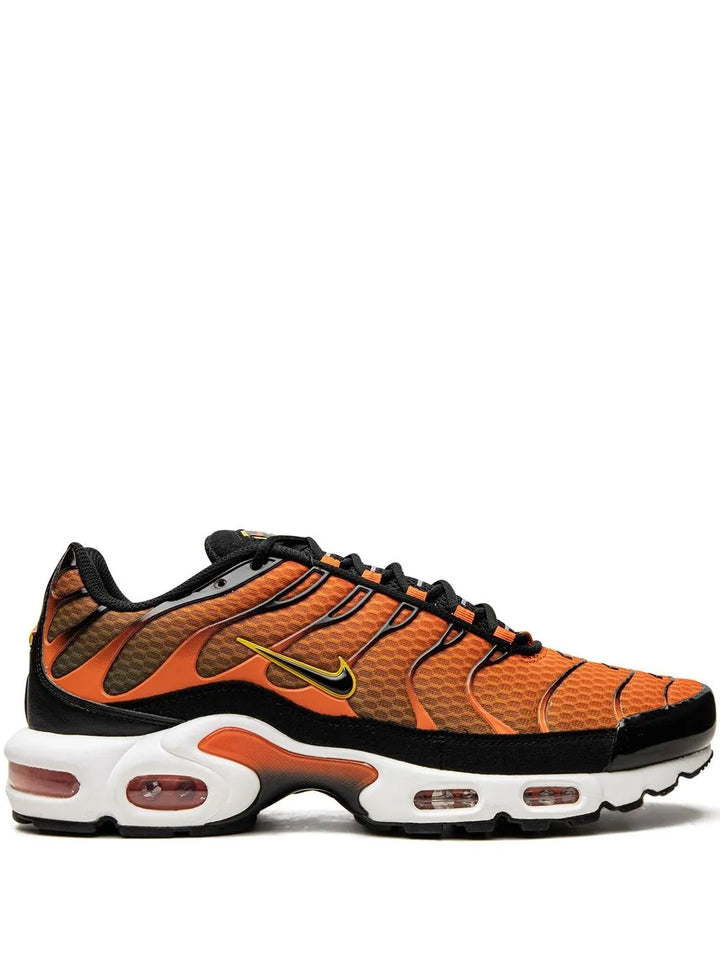 Air Max Plus Safety Orange/University Gold Sneakers