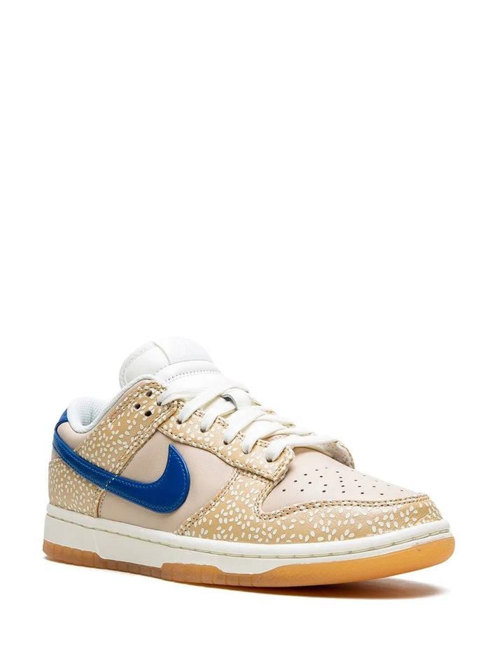 Dunk Low Montreal Bagel Sneakers