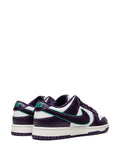 Dunk Low Chenille Swoosh - Grand Purple Sneakers