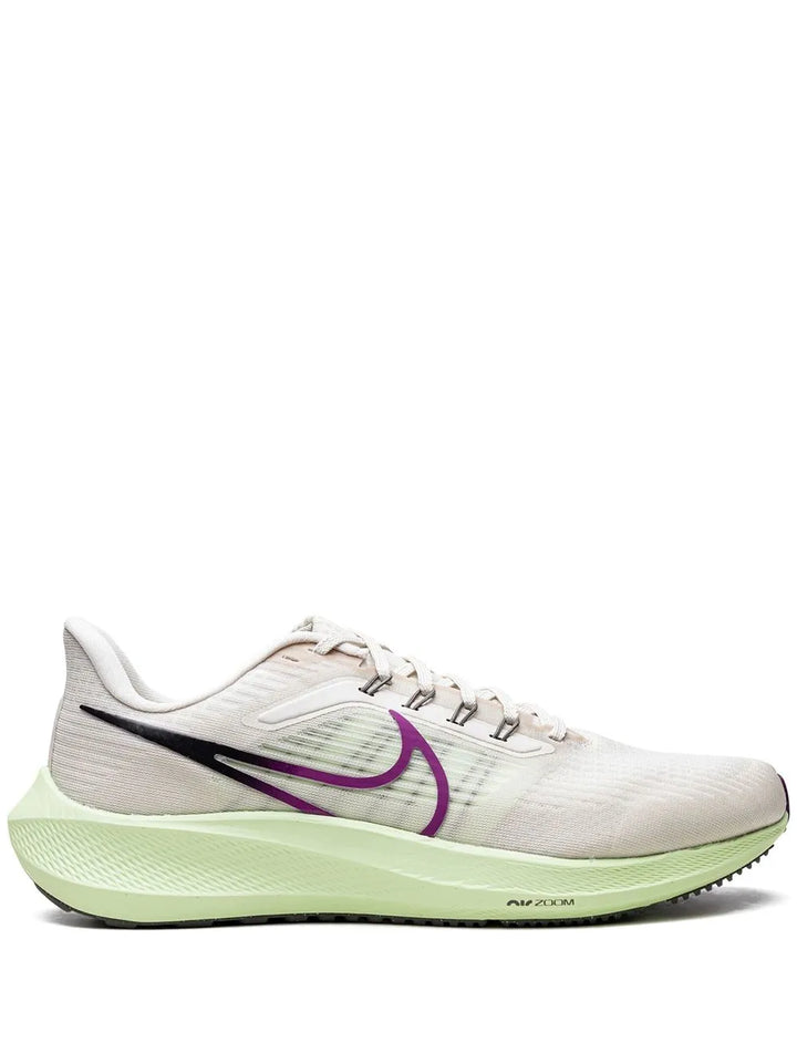 Air Zoom Pegasus 39 Sneakers