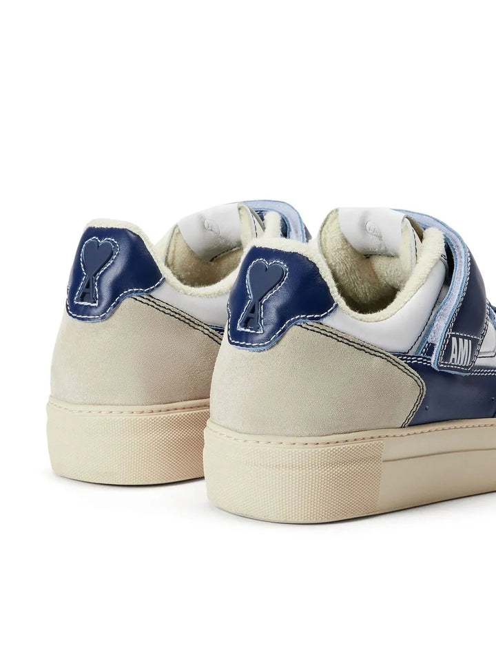 Ami Paris Ami De Coeur Low-Top Sneakers