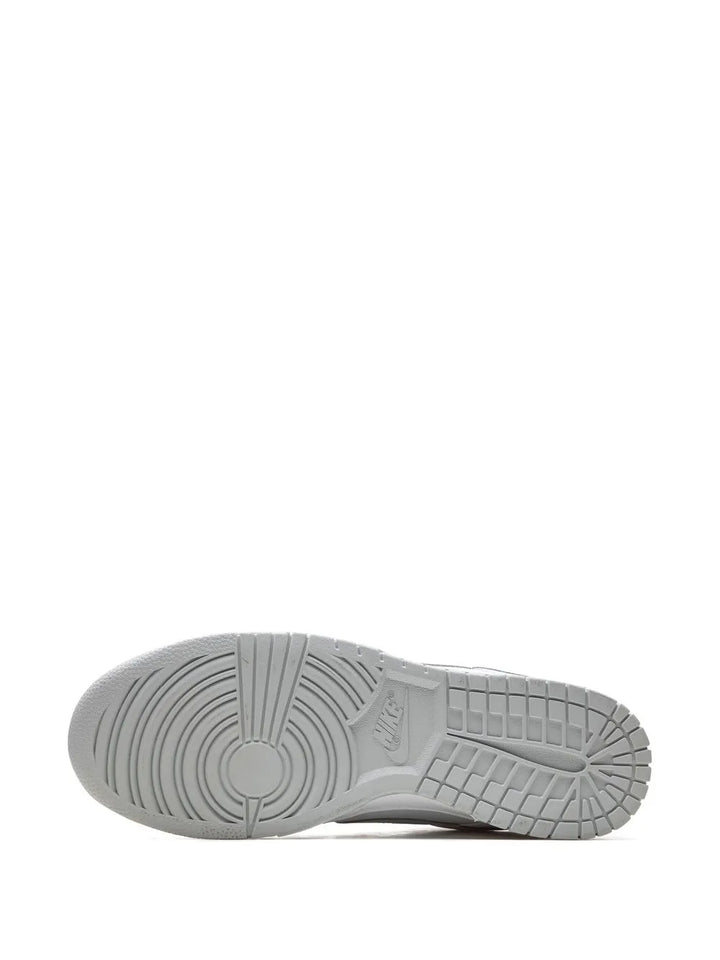 Dunk Low Retro White/Platinum Sneakers