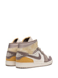 Air Jordan 1 Mid Se Taupe Haze Sneakers