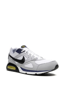 Air Max Ivo Sneakers