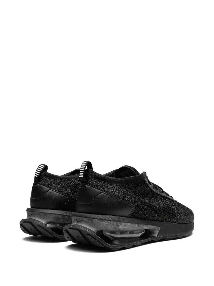 Air Max Flyknit Racer Triple Black Sneakers