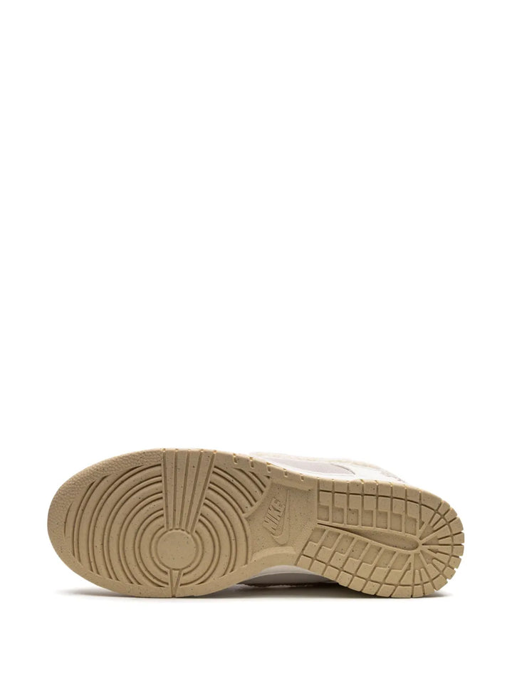 Dunk Low Retro Prm Year Of The Rabbit Sneakers