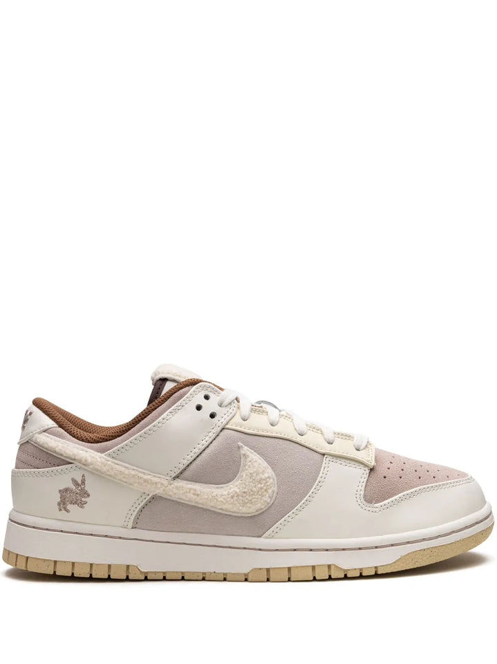 Dunk Low Retro Prm Year Of The Rabbit Sneakers