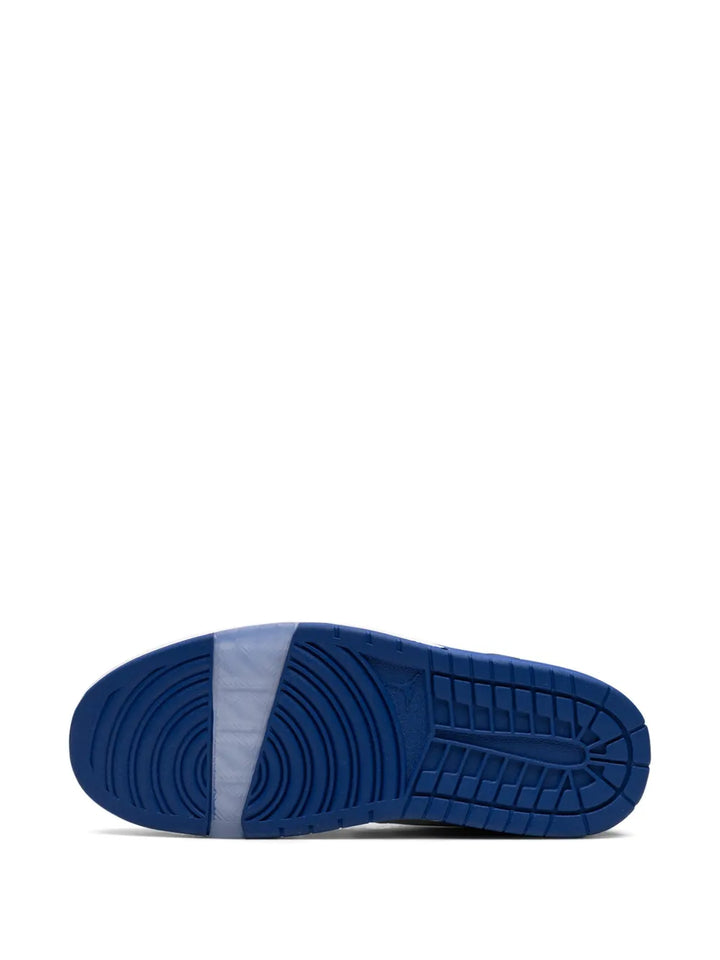 Air Jordan Nu Retro 1 Low Sneakers