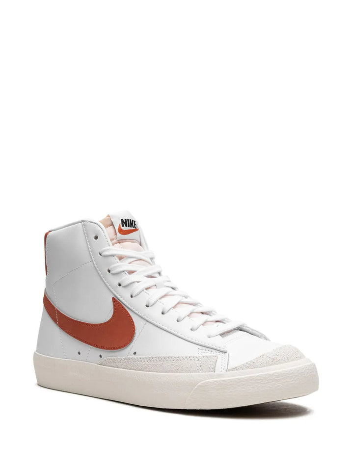 Blazer Mid 77 Sneakers