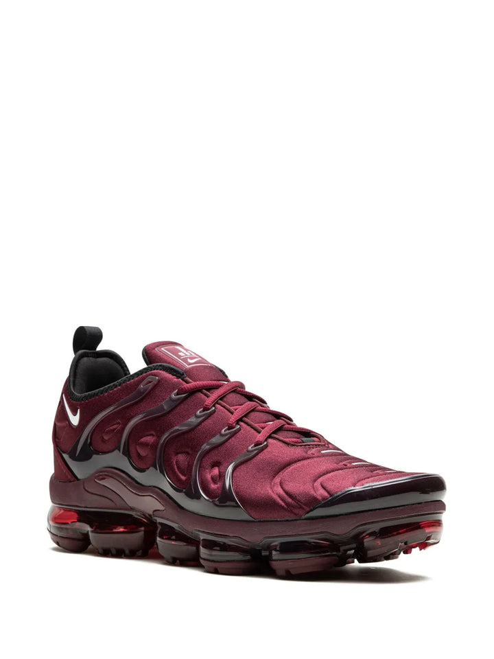 Air Vapormax Plus Burgundy Sneakers