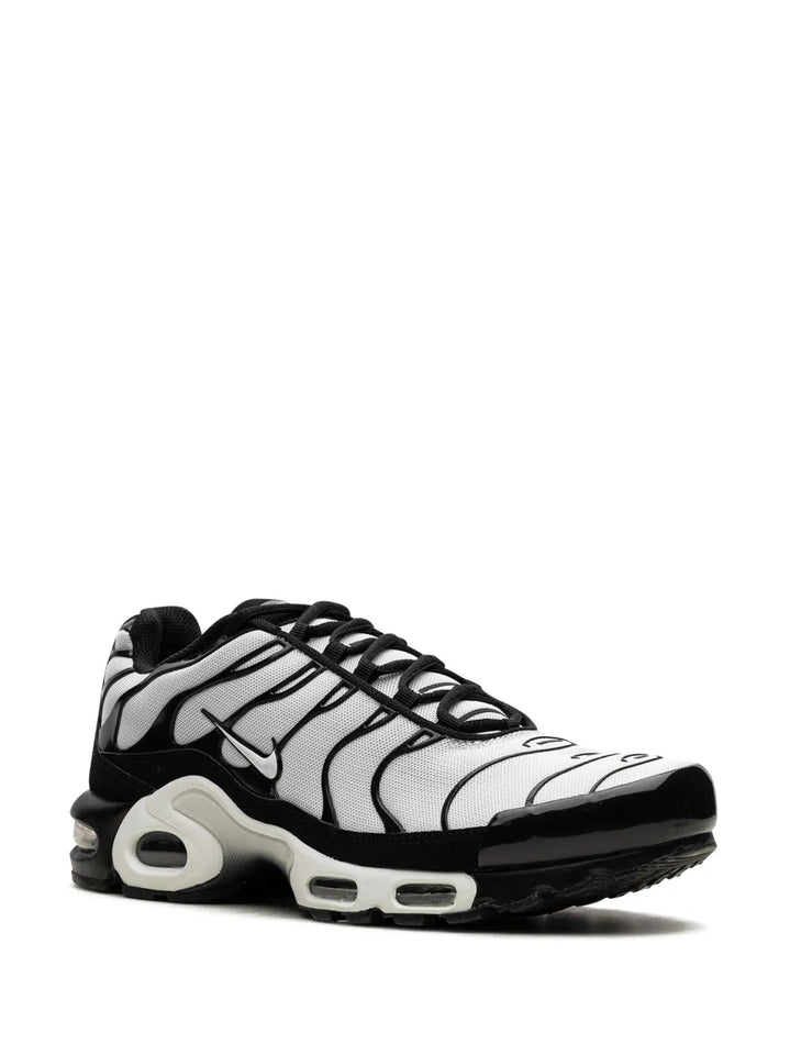 Air Max Plus Oreo Sneakers