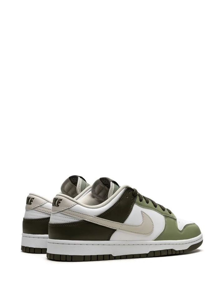 Dunk Low Oil Green Sneakers