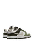 Dunk Low Oil Green Sneakers