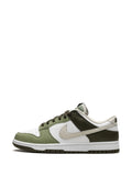 Dunk Low Oil Green Sneakers