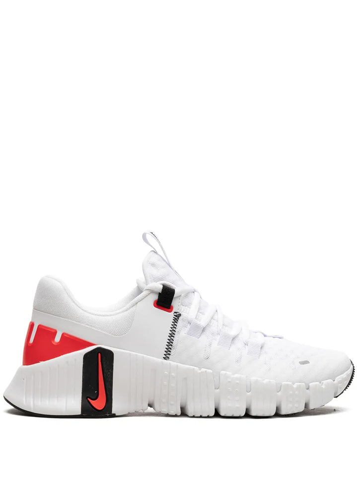 Free Metcon 5 White/Bright Crimson Sneakers