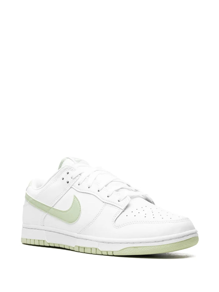 Dunk Low Hyper Royal Sneakers