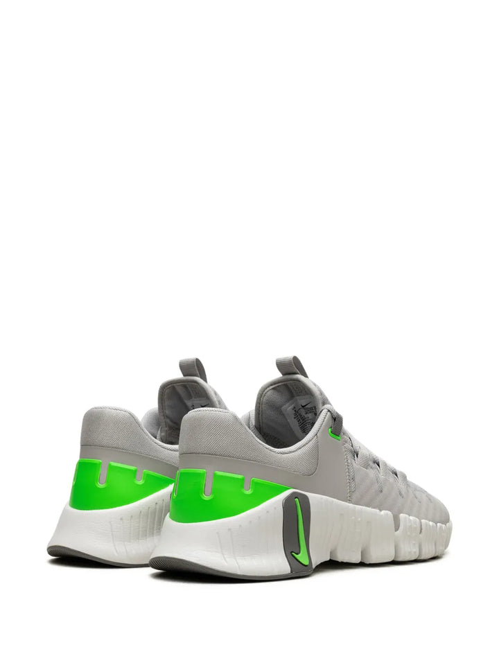 Free Metcon 5 Light Iron Sneakers