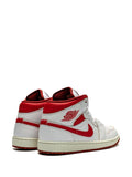 Air Jordan 1 Mid Se Dune Red Sneakers