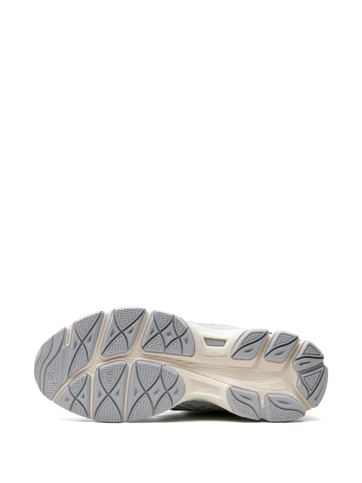 Asics Gel-Nyc Ivory/Mid Grey Sneakers