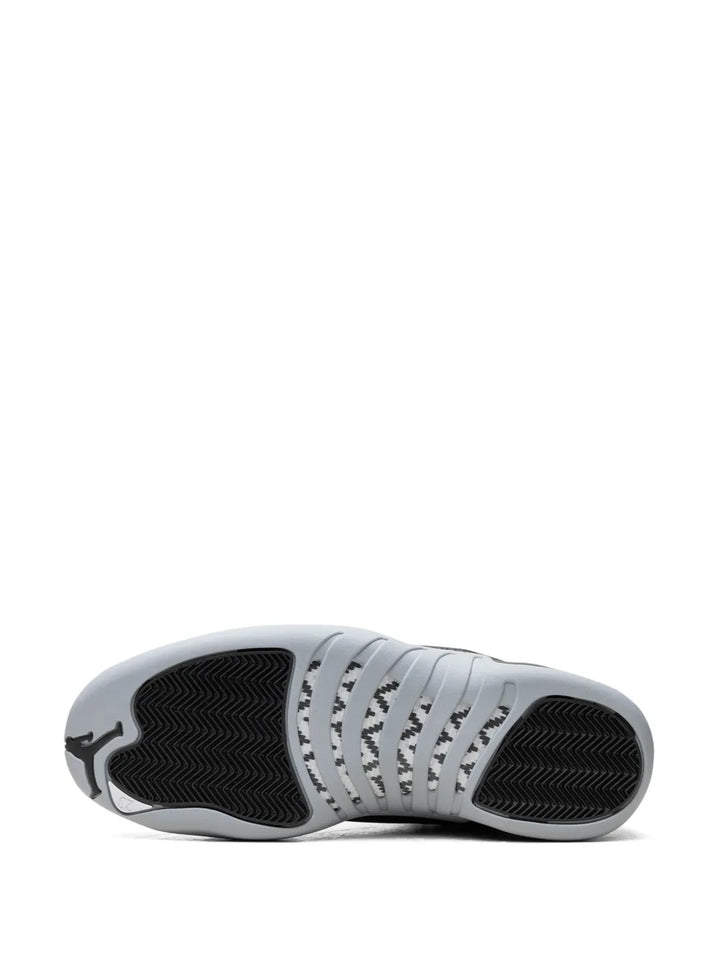 Air Jordan 12 Barons Sneakers