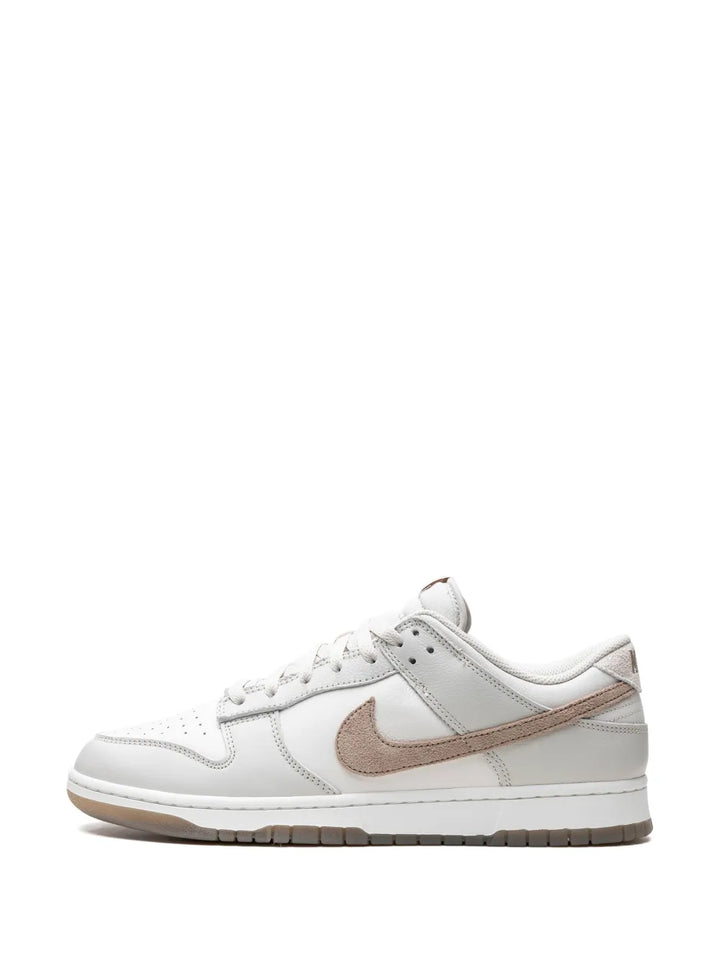 Dunk Low Retro Se Phantom Khaki Sneakers
