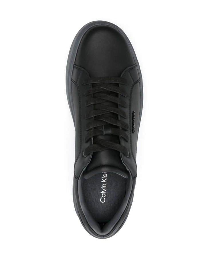 Calvin Klein Logo-Plaque Leather Sneakers