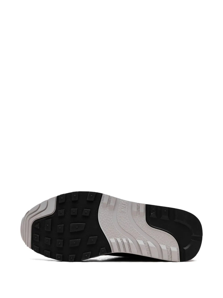 Air Safari Electric Sneakers