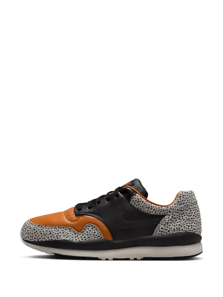 Air Safari Electric Sneakers